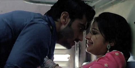 pariniti chopra sex|Parineeti Chopra Train Sex Scene Ishaqzaade (2012) Movie